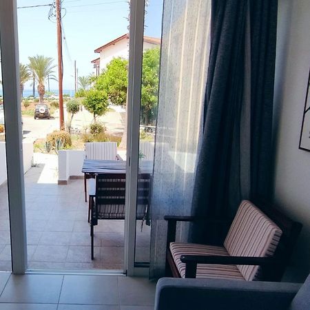 Mediterranean Seaside Authentic Beach House 폴리스 외부 사진